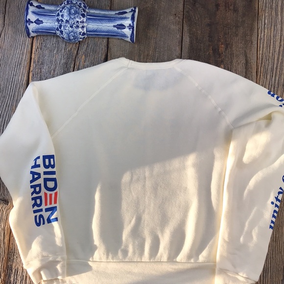 Biden Harris Believe in Better Pullover Sweatshirt Size Large - Picture 8 of 8